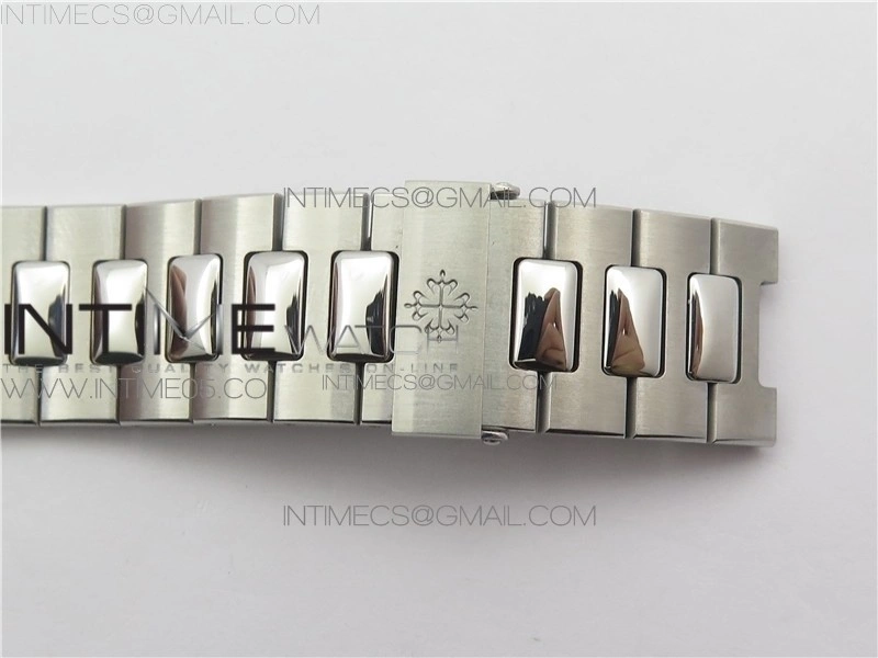 NAUTILUS 5726 1A-014 SS GRF 1:1 BEST EDITION BLUE DIAL WORKING ANNUAL CALENDARON SS BRACELET A.324