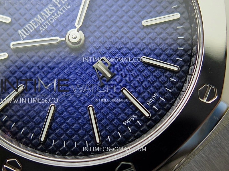Royal Oak 15202IP 39mm Titanium ZF 1:1 Best Edition Blue Textured Dial on SS Bracelet A2121 V2