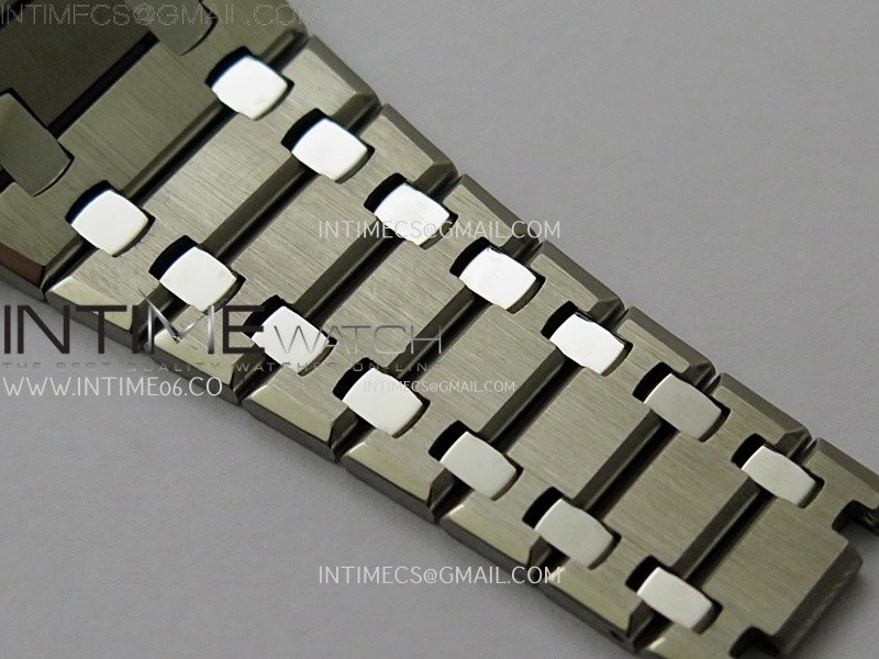 Royal Oak 15202IP 39mm Titanium ZF 1:1 Best Edition Blue Textured Dial on SS Bracelet A2121 V2