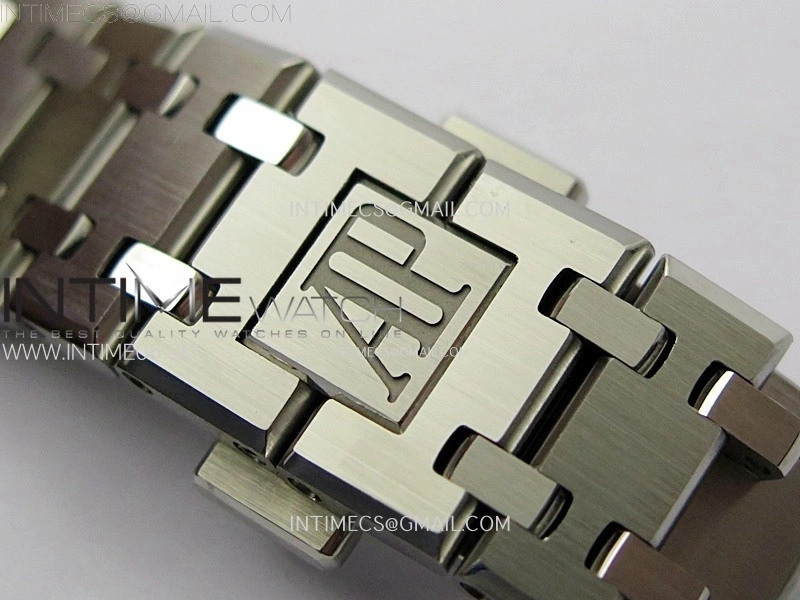 Lady Royal Oak 33mm 67651 Diamonds SS ZF 1:1 Best Edition White Textured Dial on SS Bracelet RONDA Quartz