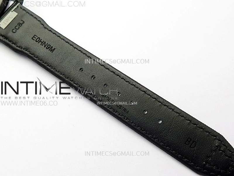 Big Pilot IW329801 Real Ceramic M+F 1:1 Best Edition Black Dial on Black Calfskin Strap SEIKO 8N-24