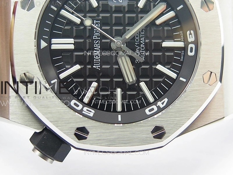 Royal Oak Offshore Diver 15710 APSF 1:1 Best Edition Black Dial on Black Rubber Strap V2 A3120 Super Clone V3