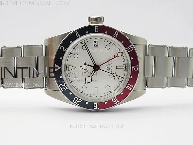 Black Bay M79830RB-0010 GMT Baselworld Pepsi Bezel ZF 1:1 Best Edition White Dial on SS Bracelet A2836