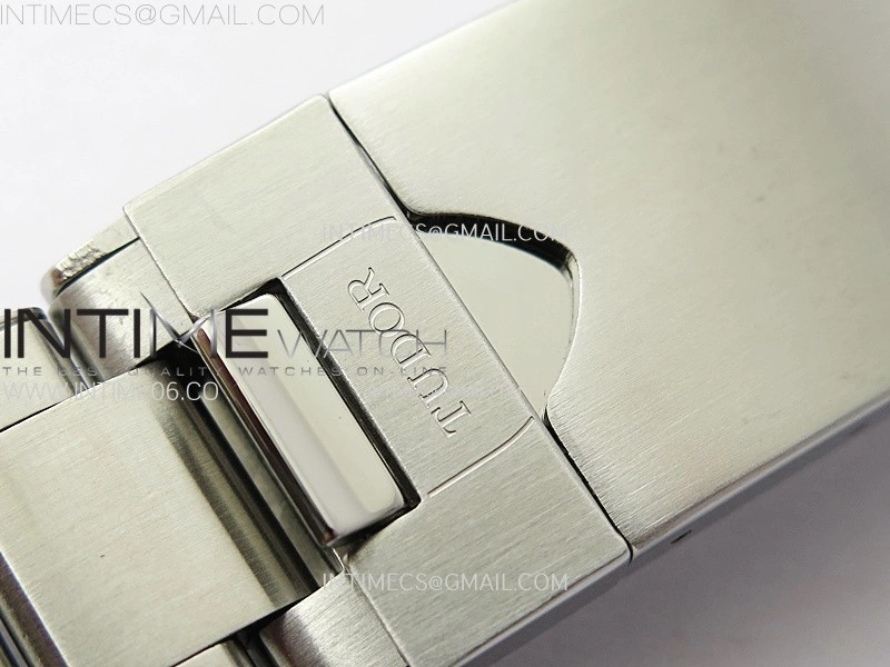 Black Bay M79830RB-0010 GMT Baselworld Pepsi Bezel ZF 1:1 Best Edition White Dial on SS Bracelet A2836