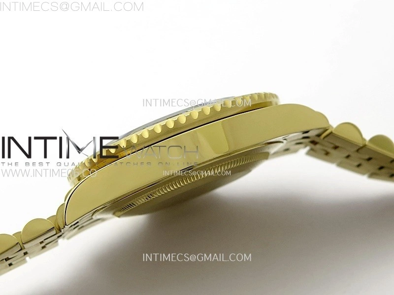 GMT-Master II 126718 GRNR AR+F 1:1 Best Edition on Black Dial YG Bracelet Super Clone DD3285 CHS