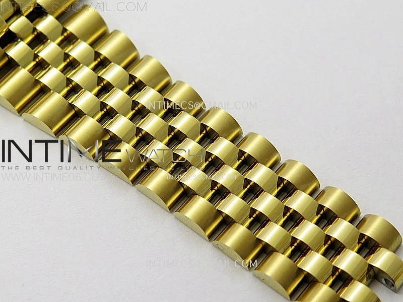 GMT-Master II 126718 GRNR AR+F 1:1 Best Edition on Black Dial YG Bracelet Super Clone DD3285 CHS