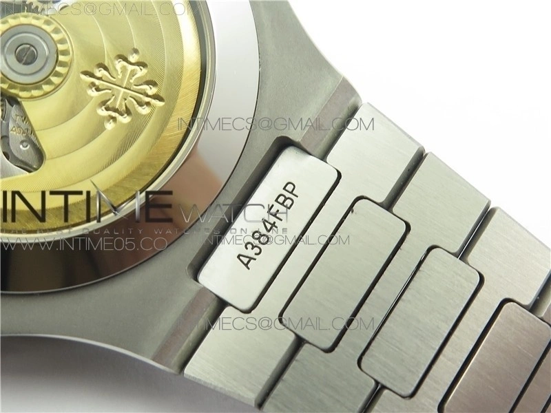 Nautilus 5726 1A-014 SS GRF 1:1 Best Edition White Dial Working Annual Calendaron SS BRACELET A.324