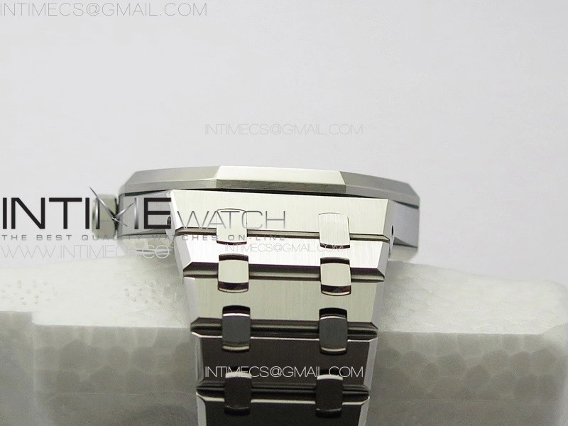 Royal Oak 41mm 15510 50th SS ZF 1:1 Best Edition Silver White Textured Dial on SS Bracelet A4302