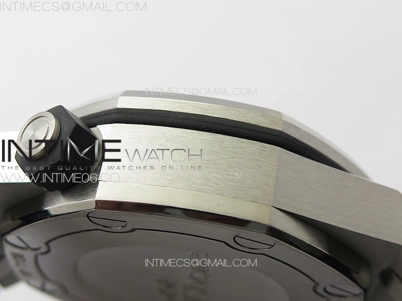 Royal Oak Offshore Diver 15703 APSF 1:1 Best Edition Black Dial on Black Rubber Strap A3120 Super Clone V3