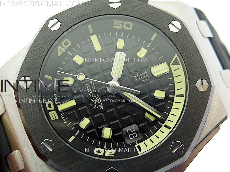 Royal Oak Offshore Diver 15720 Ceramic Bezel APSF 1:1 Best Edition Black Dial on Black Rubber Strap SA4308