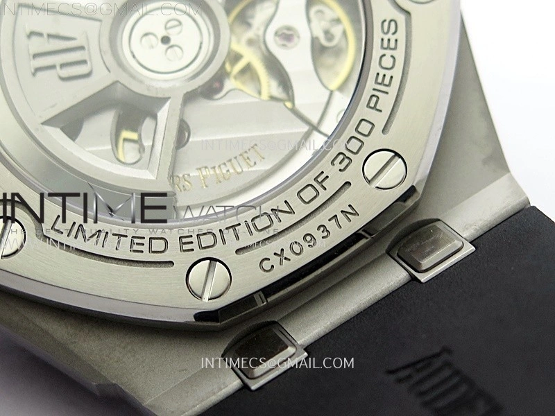 Royal Oak Offshore Diver 15720 Ceramic Bezel APSF 1:1 Best Edition Black Dial on Black Rubber Strap SA4308