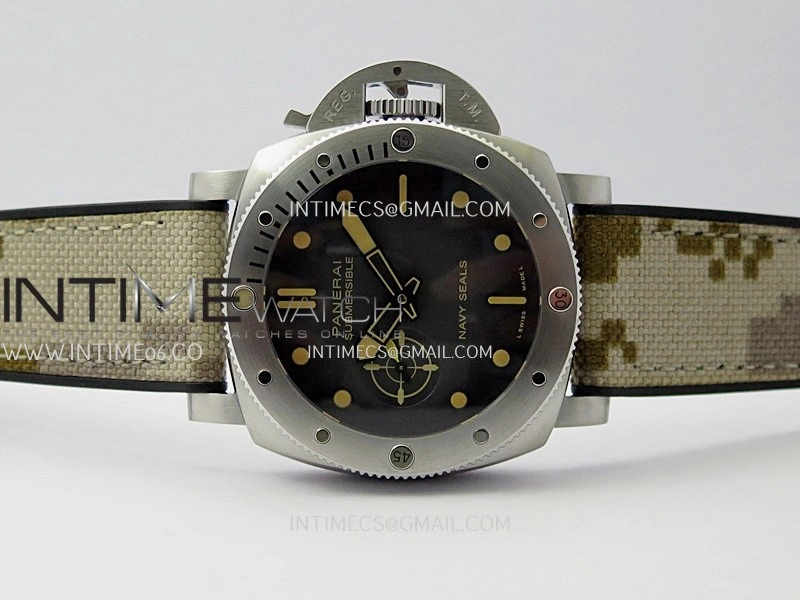 PAM1518 Submersible 44mm VSF 1:1 Best Edition Gray Ombre Dial on Camouflage Strap P900