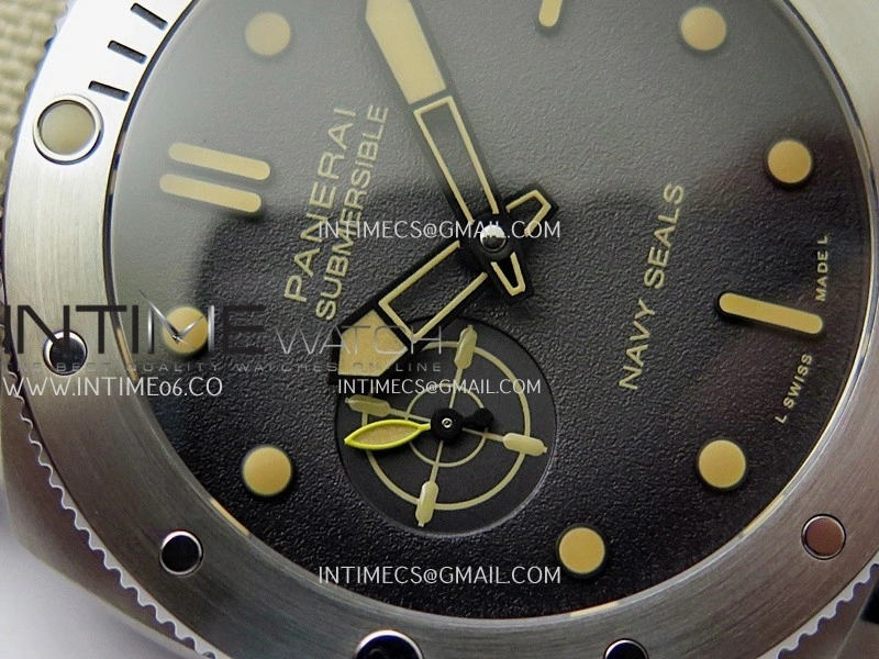 PAM1518 Submersible 44mm VSF 1:1 Best Edition Gray Ombre Dial on Camouflage Strap P900