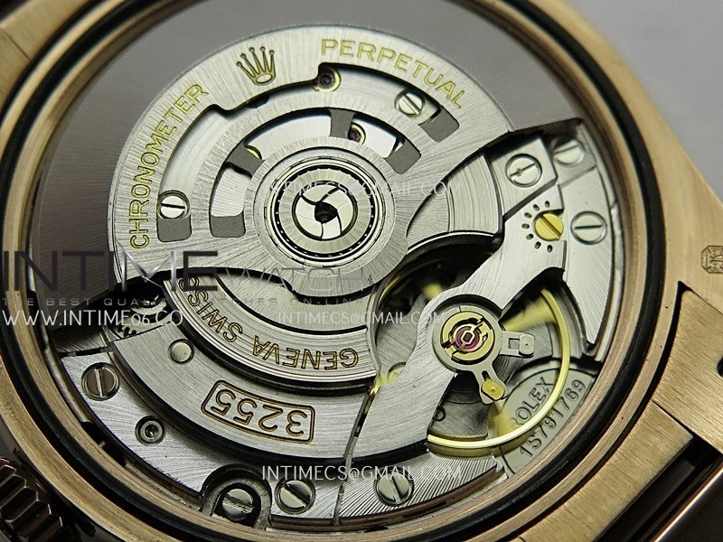 Day Date 128235 RG BP 1:1 Best Edition Green Dial Roman Marker On President Bracelet SA3255