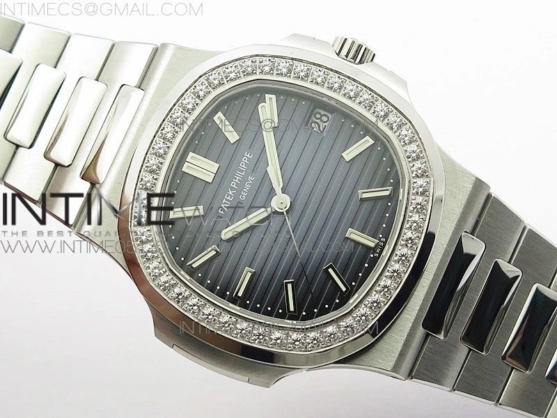 Nautilus Jumbo 5713 Super Replication PPF 1:1 Best Edition Blue Textured Dial on SS Bracelet PPF324