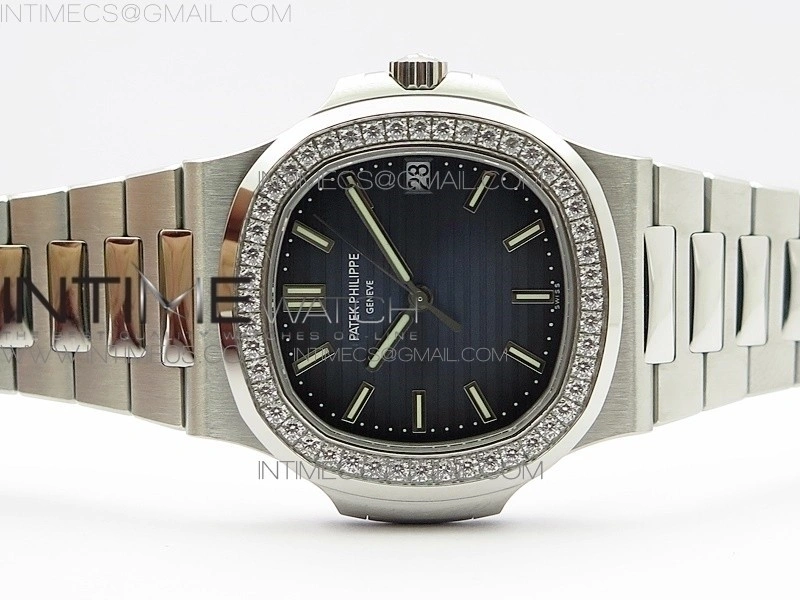 Nautilus Jumbo 5713 Super Replication PPF 1:1 Best Edition Blue Textured Dial on SS Bracelet PPF324