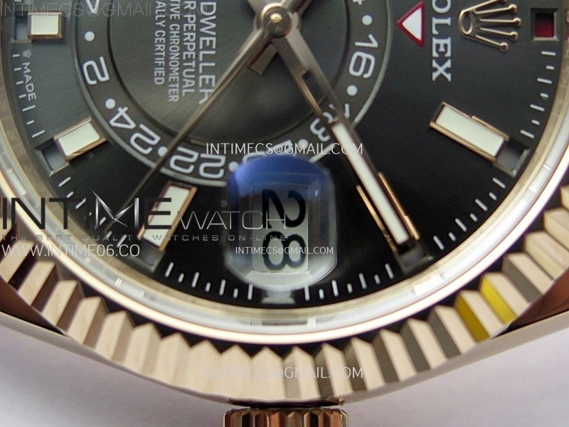 Sky-Dweller 336235 RG Noob 1:1 Best Edition Gray Dial on Black Rubber Strap Asian 23J to 9001