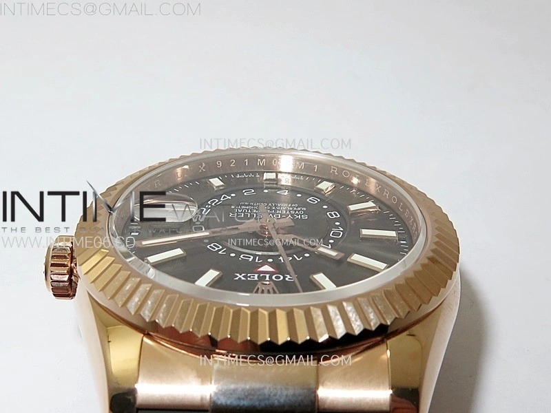 Sky-Dweller 336235 RG Noob 1:1 Best Edition Gray Dial on Black Rubber Strap Asian 23J to 9001