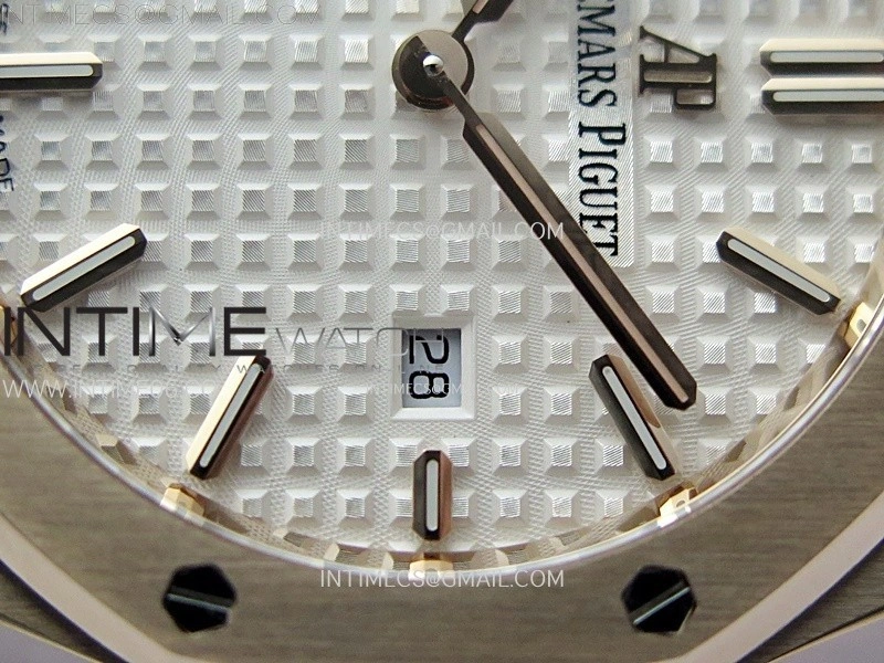 Lady Royal Oak 33mm 67651 RG ZF 1:1 Best Edition White Textured Dial on RG Bracelet RONDA Quartz