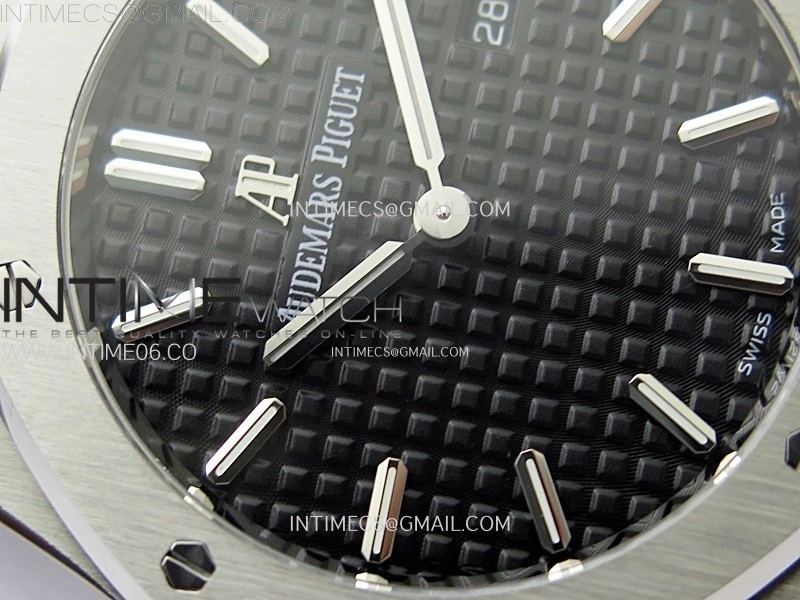 Lady Royal Oak 33mm 67651 SS ZF 1:1 Best Edition Black Textured Dial on SS Bracelet RONDA Quartz