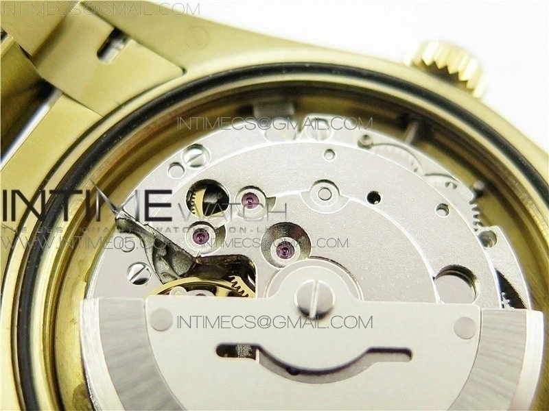 Day-Date 36 128239 YG BP Best Edition Green Crystal Markers Dial on YG President Bracelet