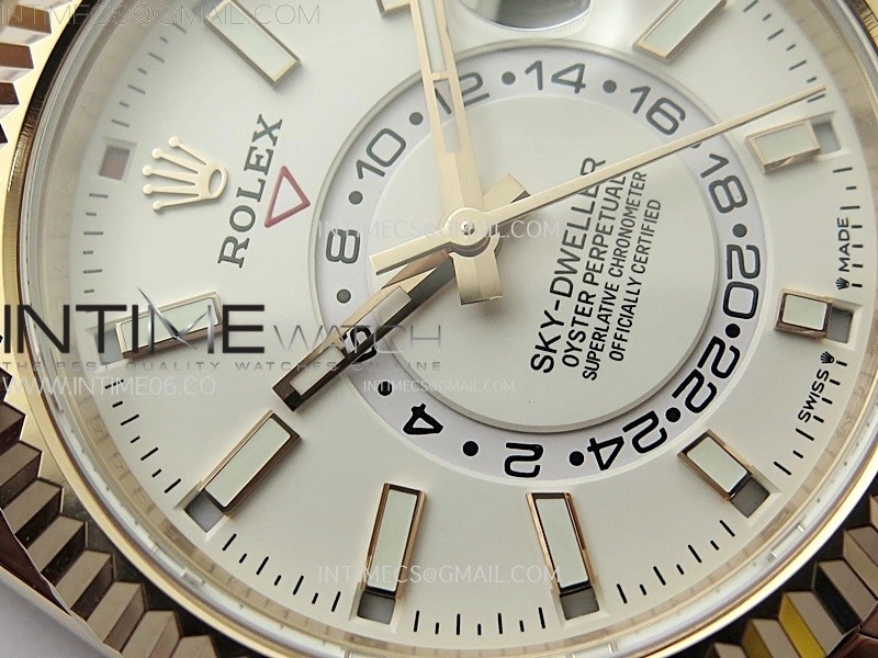 Sky-Dweller 336235 RG Noob 1:1 Best Edition White Dial on Black Rubber Strap Asian 23J to 9001