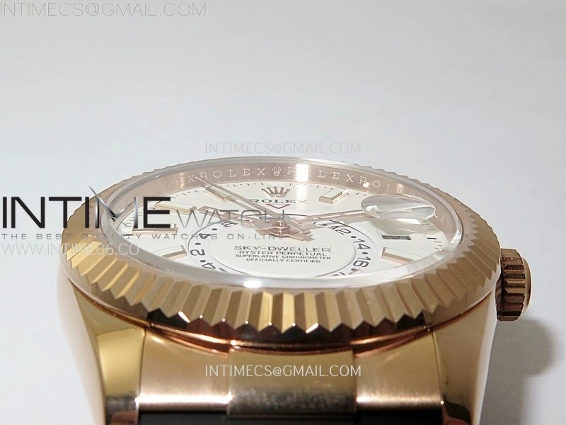 Sky-Dweller 336235 RG Noob 1:1 Best Edition White Dial on Black Rubber Strap Asian 23J to 9001