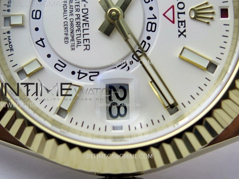 Sky-Dweller 336238 YG Noob 1:1 Best Edition White Dial on Black Rubber Strap Asian 23J to 9001