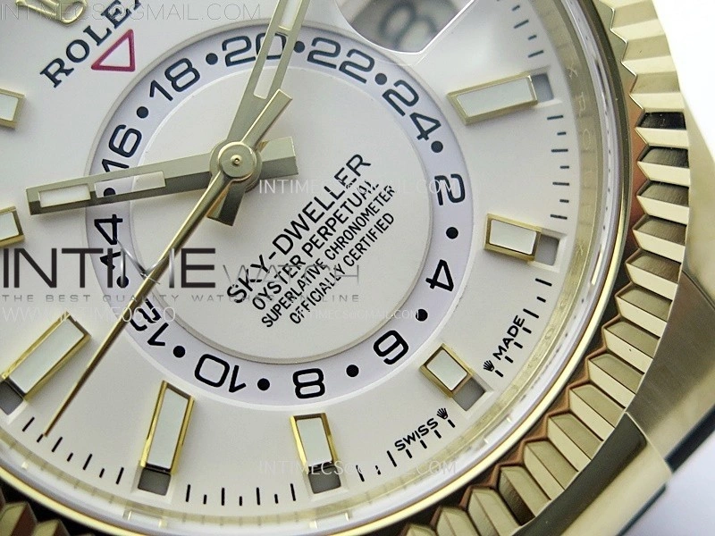 Sky-Dweller 336238 YG Noob 1:1 Best Edition White Dial on Black Rubber Strap Asian 23J to 9001