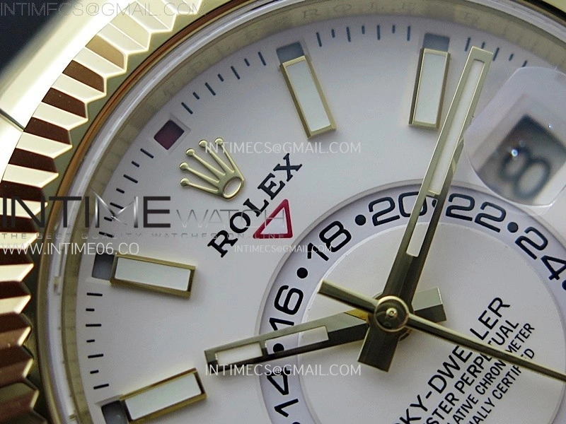 Sky-Dweller 336238 YG Noob 1:1 Best Edition White Dial on Black Rubber Strap Asian 23J to 9001