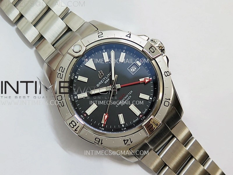 Avenger Chronometer 42mm GMT Red Second Hand SS BLSF 1:1 Best Version Black Dial On SS Bracelet A2836