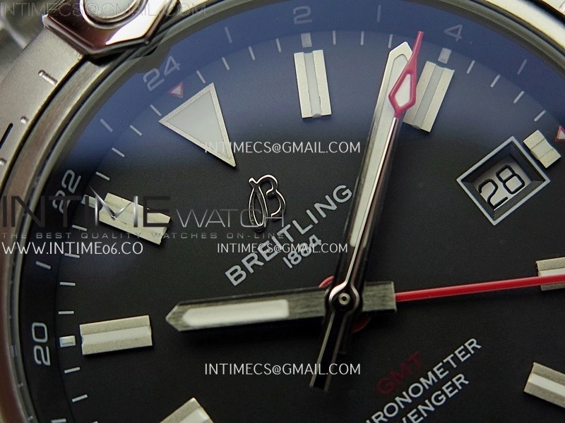 Avenger Chronometer 42mm GMT Red Second Hand SS BLSF 1:1 Best Version Black Dial On SS Bracelet A2836
