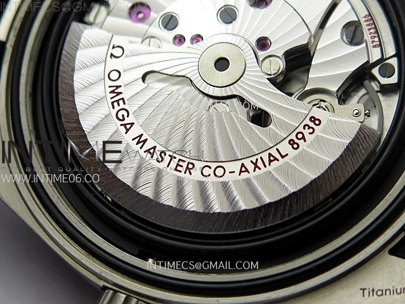 Aqua Terra 150M 43mm 24 Ti VSF 1:1 Best Edition Gray Dial on Black Rubber Strap A8938 Super Clone