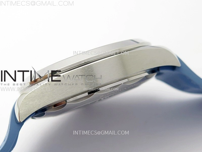 Aqua Terra GMT Worldtimer 43mm VSF 1:1 Best Edition Summer Blue Dial on Blue Rubber Strap A8938 Super Clone