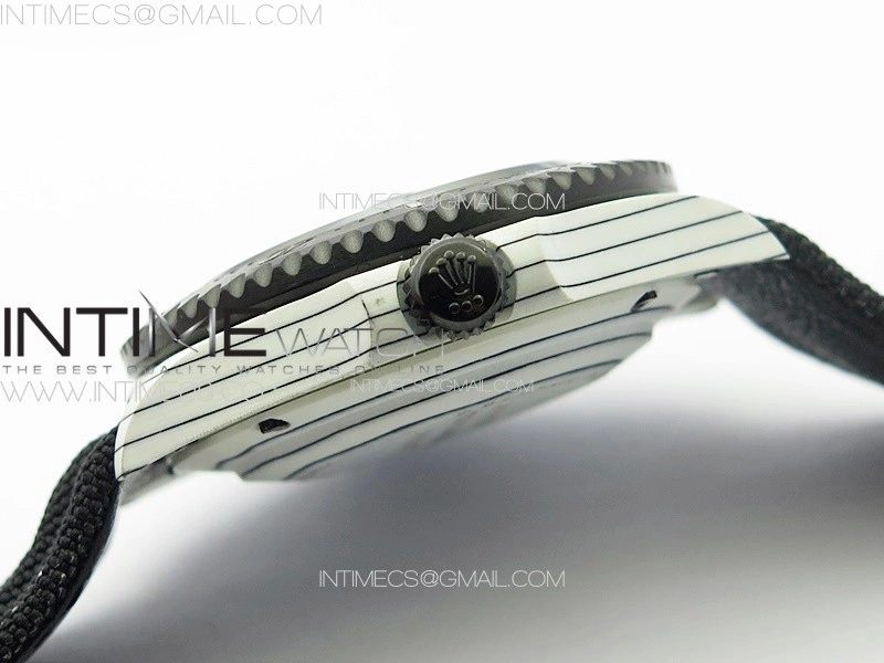 Sea Dweller 43mm White Carbon 'IRBIS' DIWF Best Edition Carbon Dial on Black Nylon Strap A2824