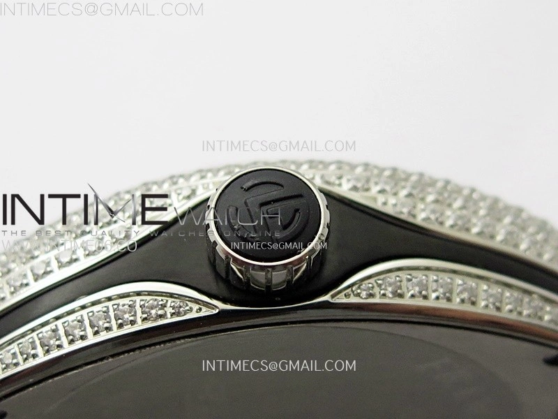 Vanguard V45 Full Diamonds ABF Best Edition Full Paved Diamonds On White Gummy Strap A2824