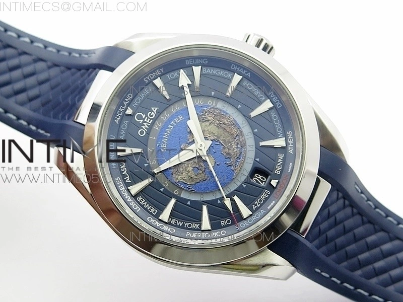 Aqua Terra 150M 43mm 24 VSF 1:1 Best Edition Blue Dial on Blue Rubber Strap A8938 Super Clone