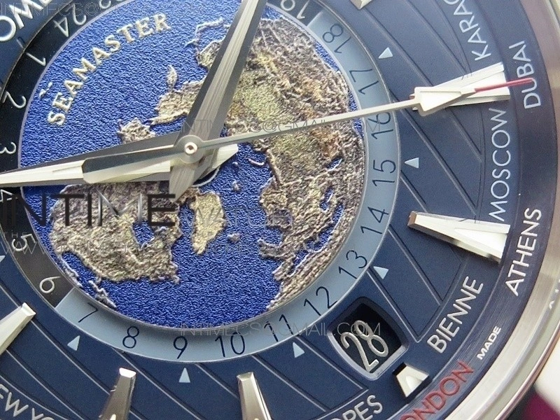 Aqua Terra 150M 43mm 24 VSF 1:1 Best Edition Blue Dial on Blue Rubber Strap A8938 Super Clone