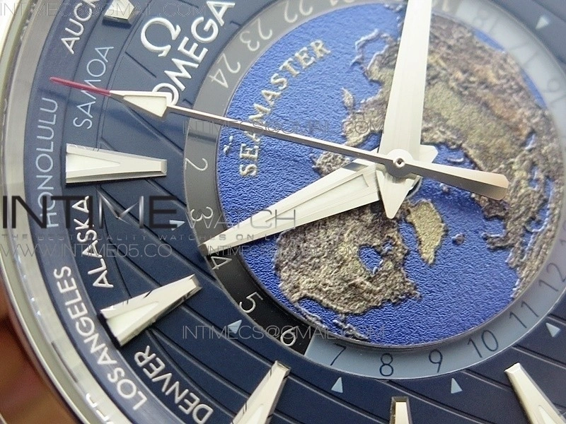 Aqua Terra 150M 43mm 24 VSF 1:1 Best Edition Blue Dial on Blue Rubber Strap A8938 Super Clone