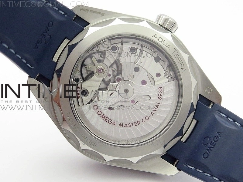 Aqua Terra 150M 43mm 24 VSF 1:1 Best Edition Blue Dial on Blue Rubber Strap A8938 Super Clone