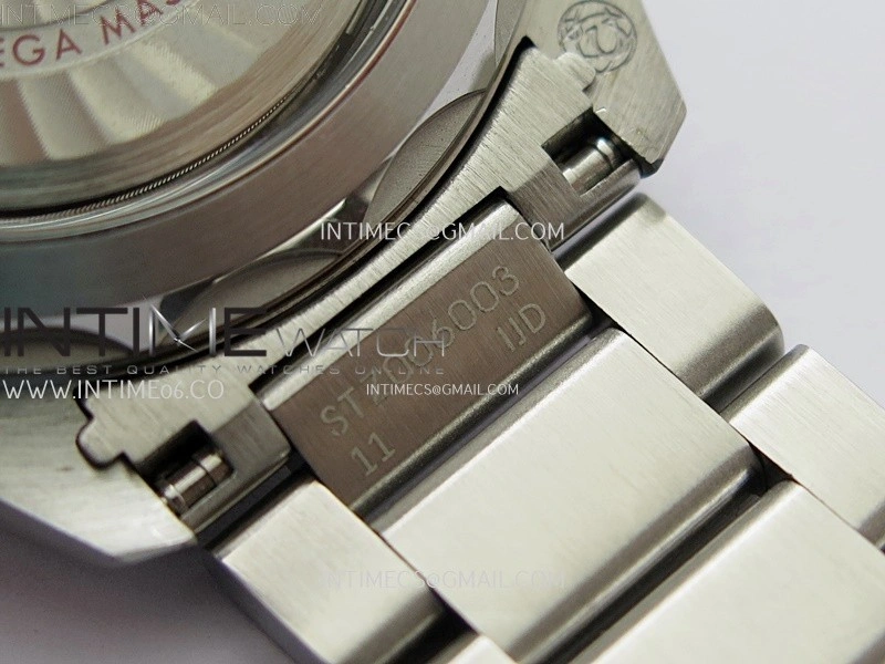 Aqua Terra 150M Master Chronometers N1F Best Edition Gray Textured Dial on SS Bracelet A8900