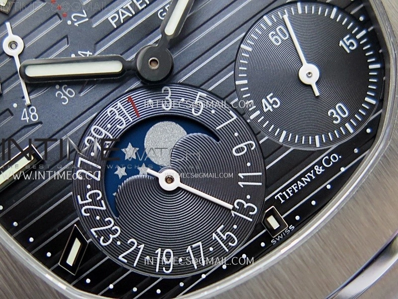 Nautilus 5712-1A 001 SS PPF 1:1 Latest and Best Edition Blue Dial on SS Bracelet PPF240 V3