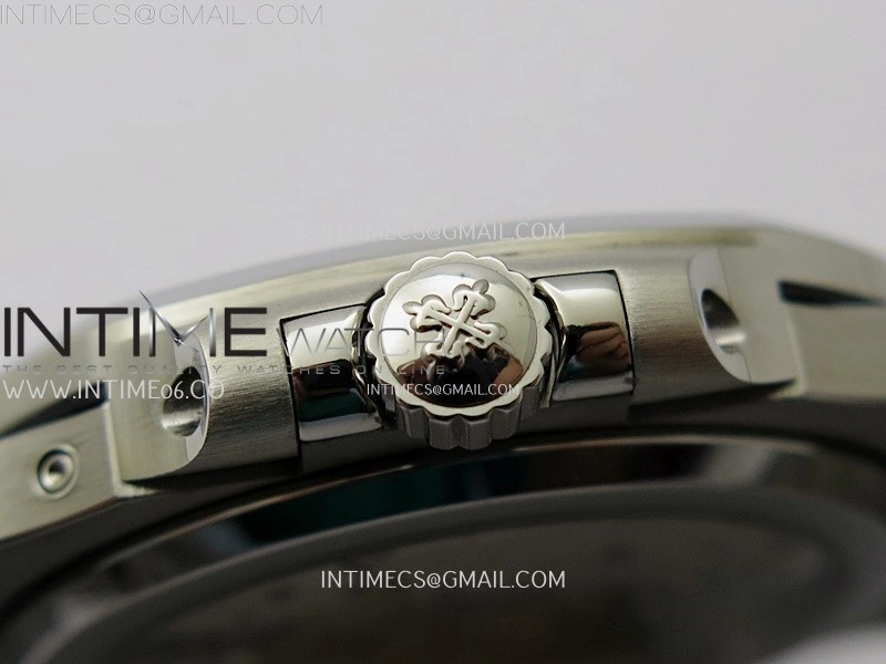 Nautilus 5712-1A 001 SS PPF 1:1 Latest and Best Edition Blue Dial on SS Bracelet PPF240 V3