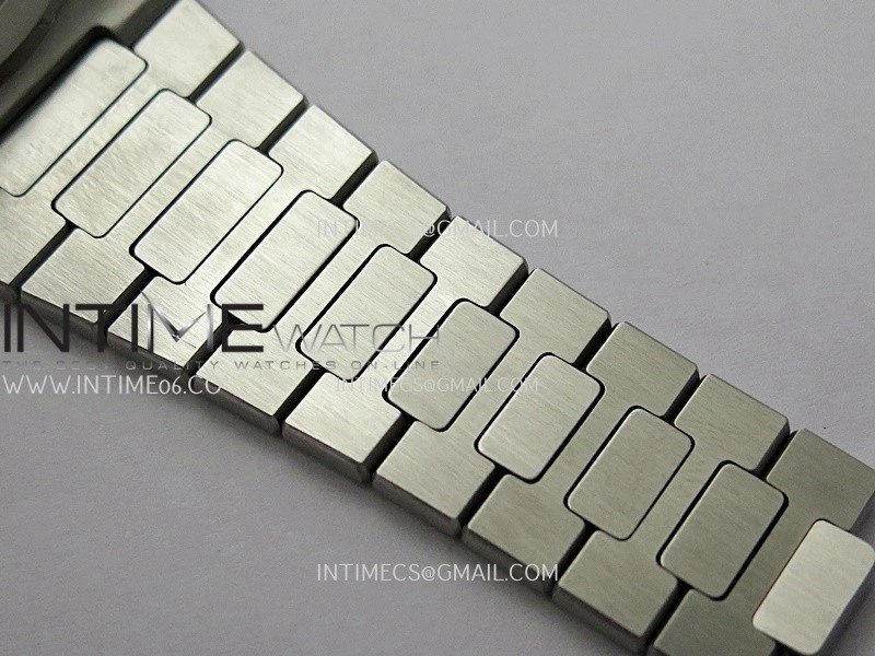 Nautilus 5711 1A 3KF 1:1 Best Edition Green Textured Dial on SS Bracelet A330 Super Clone V2