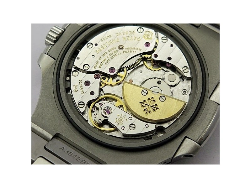 Nautilus 5712-1A 001 SS PPF 1:1 V4+ Best Edition Tiffany & Co Blue Dial on SS Bracelet PPF240