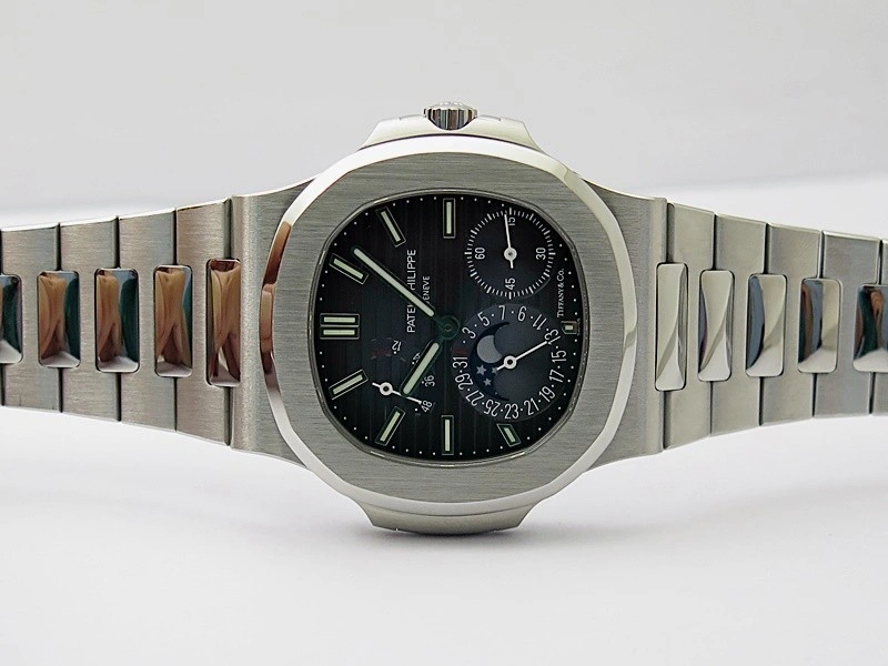 Nautilus 5712-1A 001 SS PPF 1:1 V4+ Best Edition Tiffany & Co Blue Dial on SS Bracelet PPF240