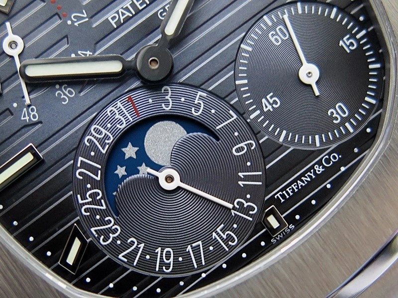 Nautilus 5712-1A 001 SS PPF 1:1 V4+ Best Edition Tiffany & Co Blue Dial on SS Bracelet PPF240