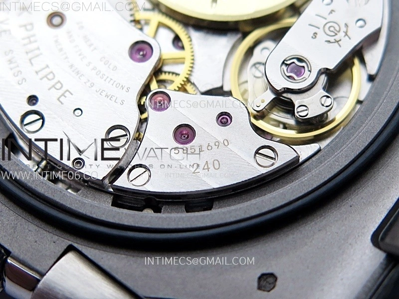 Nautilus 5712G SS PPF 1:1 Best Edition Blue Dial on Black Leather Strap A240 Super Clone V2