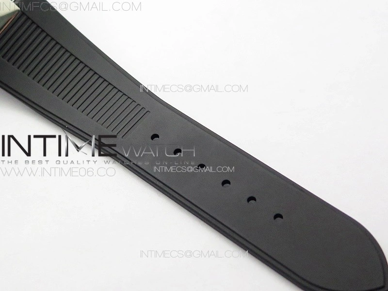 Nautilus 5726 Full Function SS PPF 1:1 Best Edition White Dial on Black Rubber Strap PPF324