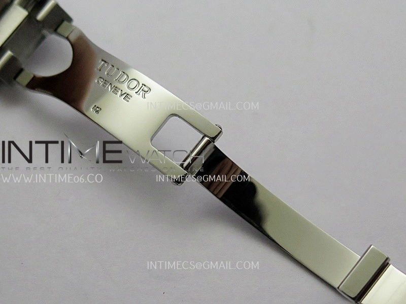 Black Bay 7939G1A0 Black Red Bezel SS V2 ZF 1:1 Best Edition Black Dial On SS Bracelet A2836